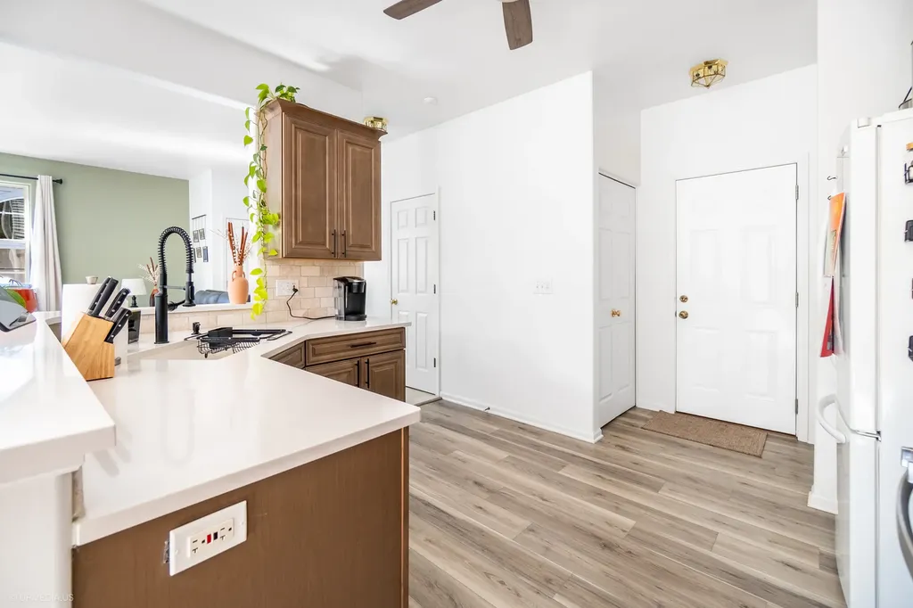 9207 Waterfall Glen Boulevard Darien IL 60561