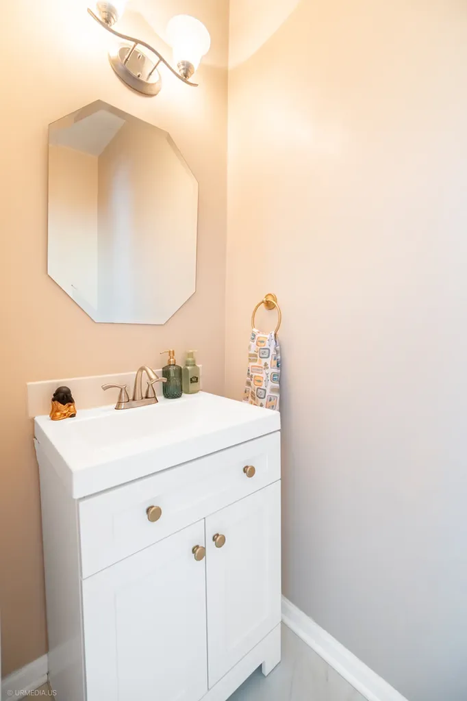 9207 Waterfall Glen Boulevard Darien IL 60561