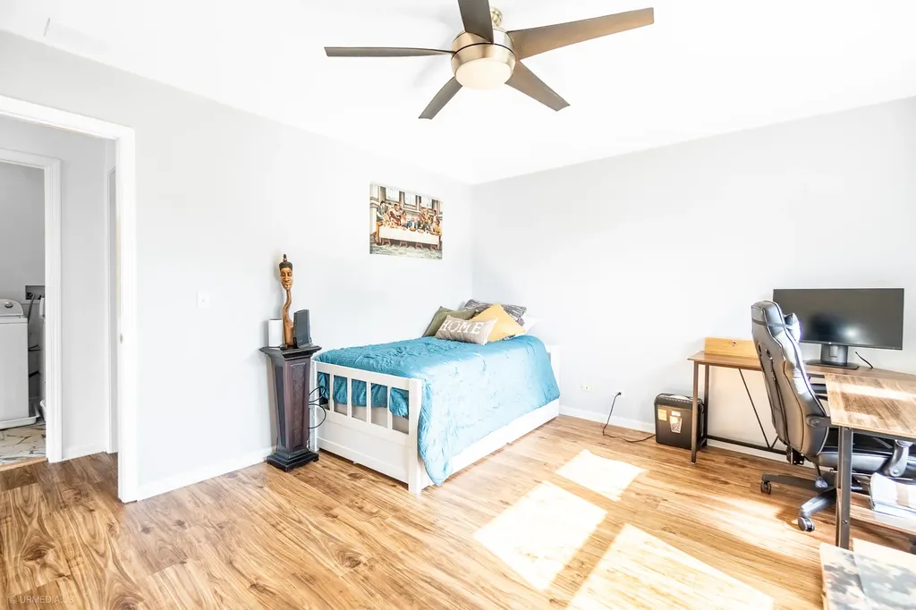 9207 Waterfall Glen Boulevard Darien IL 60561