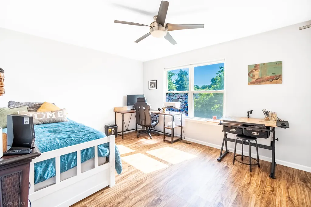 9207 Waterfall Glen Boulevard Darien IL 60561