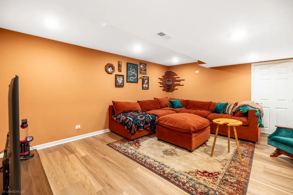 9207 Waterfall Glen Boulevard Darien IL 60561