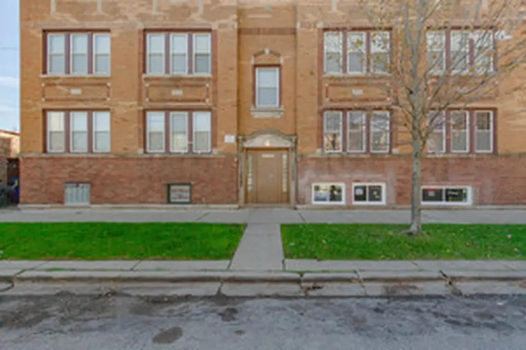 6235 West Wabansia Avenue Chicago IL 60639