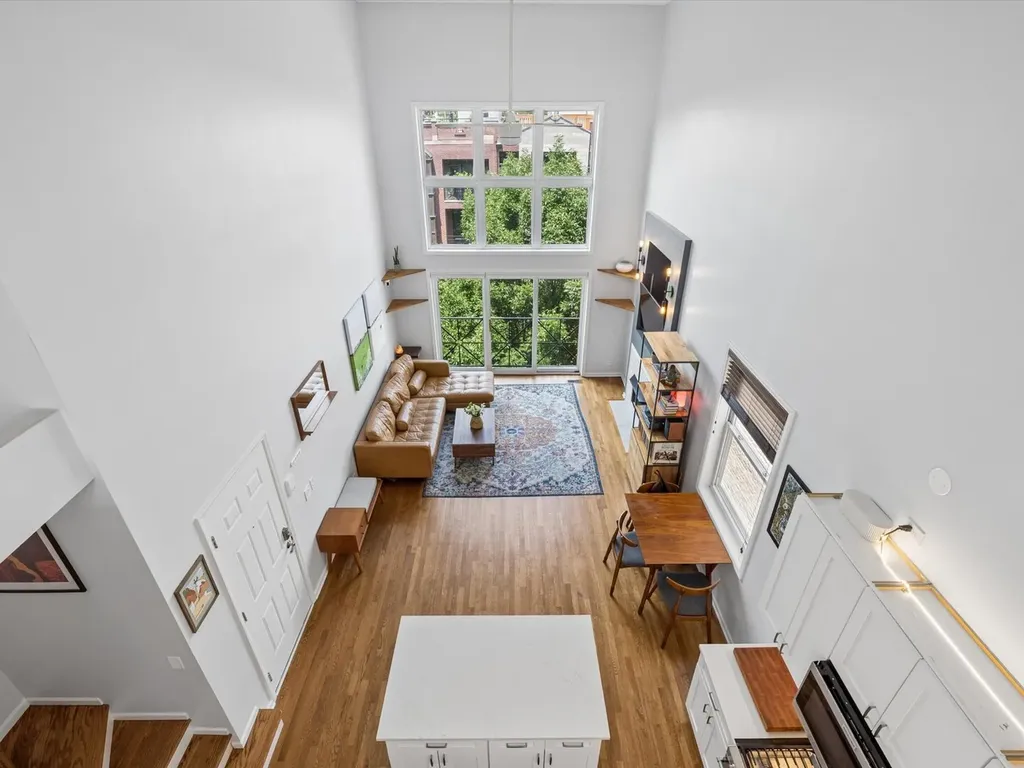 2117 West Rice Street Chicago IL 60622