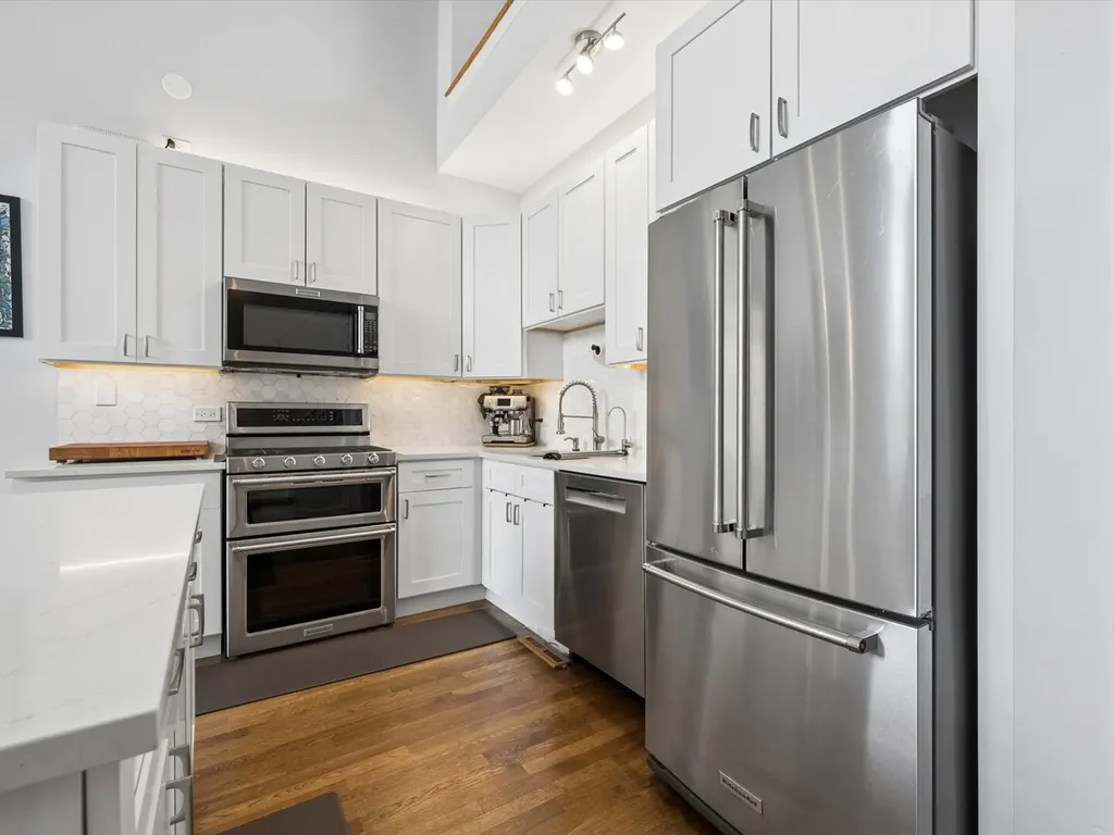 2117 West Rice Street Chicago IL 60622