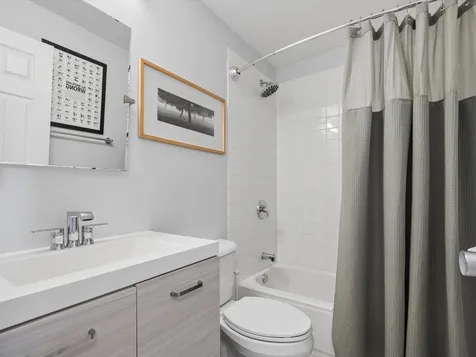 2117 West Rice Street Chicago IL 60622