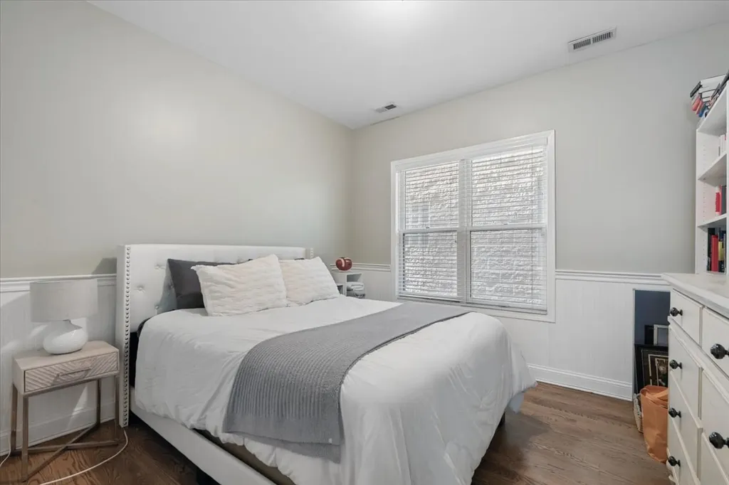 1508 North Hudson Avenue Chicago IL 60610