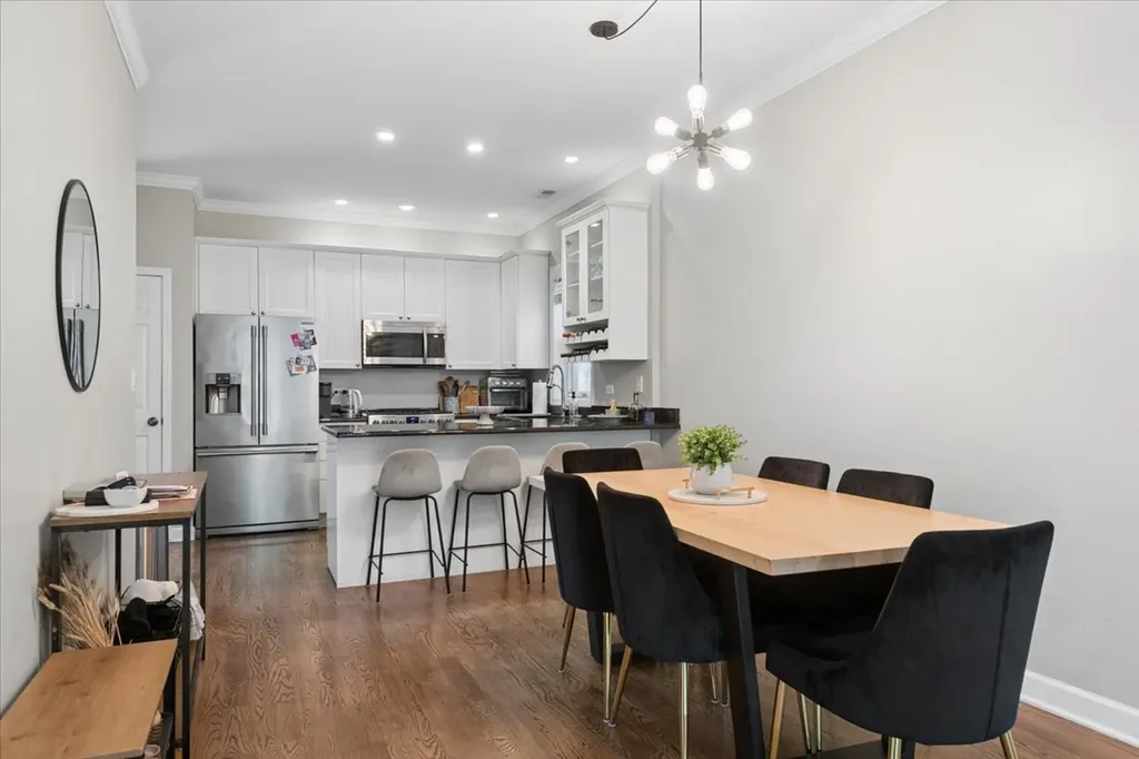 1508 North Hudson Avenue Chicago IL 60610