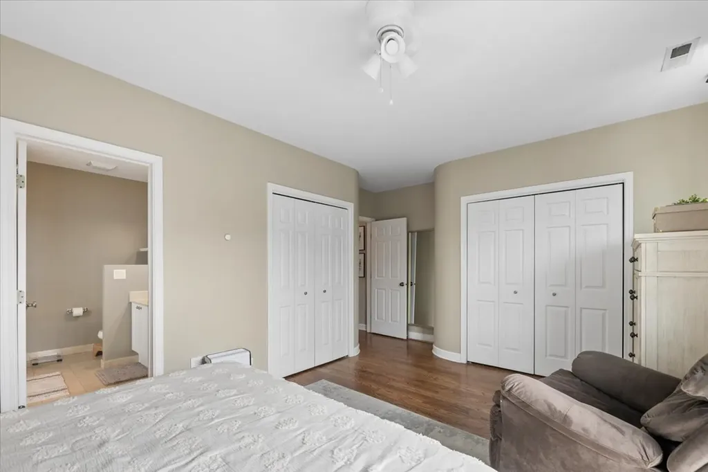 1508 North Hudson Avenue Chicago IL 60610