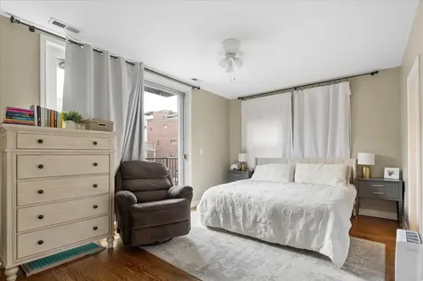 1508 North Hudson Avenue Chicago IL 60610