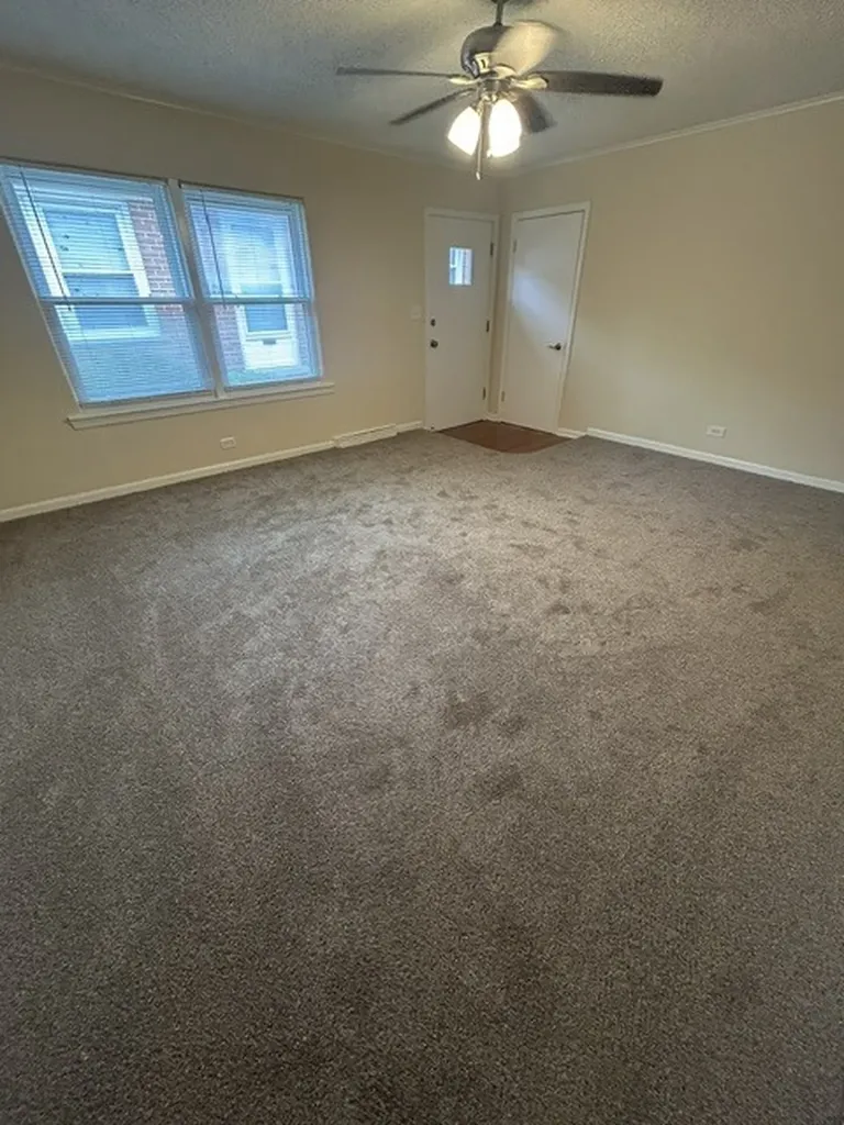 115 West Ash Street Lombard IL 60148