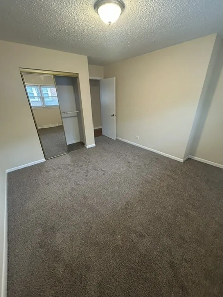 115 West Ash Street Lombard IL 60148