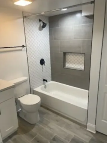 6223 West Wabansia Avenue Chicago IL 60639