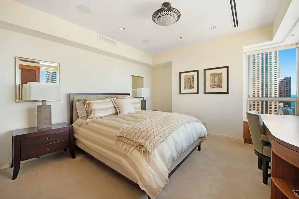 800 North Michigan Avenue Chicago IL 60611
