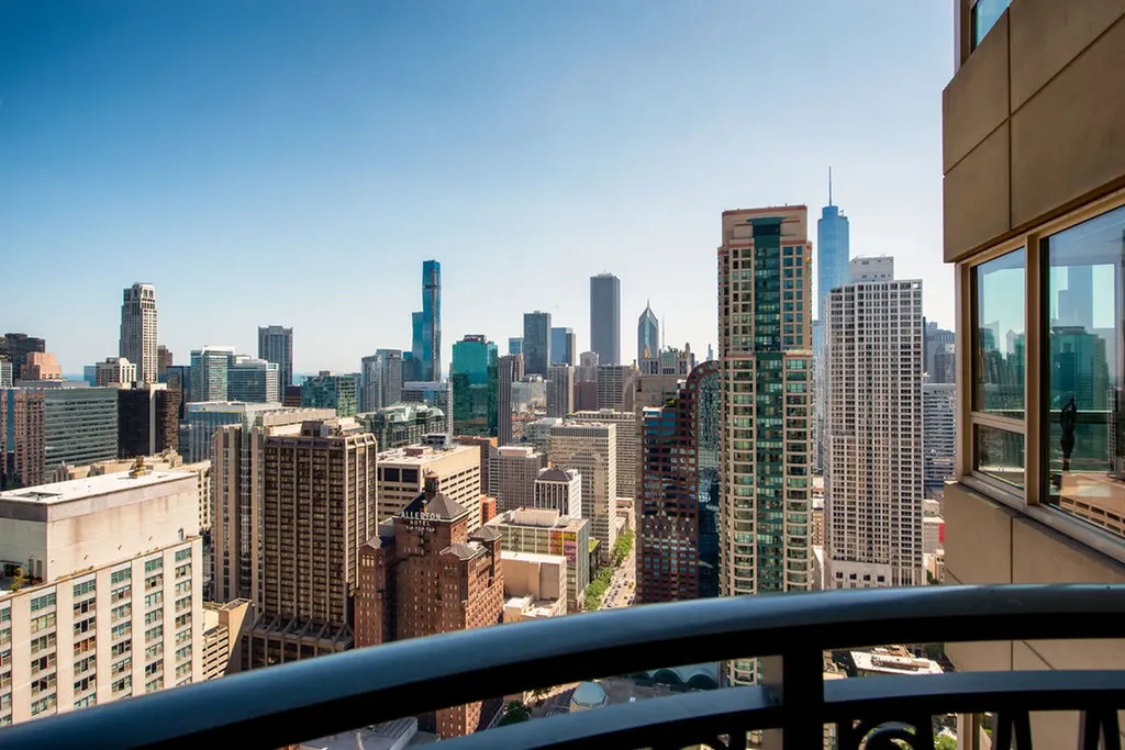 800 North Michigan Avenue Chicago IL 60611