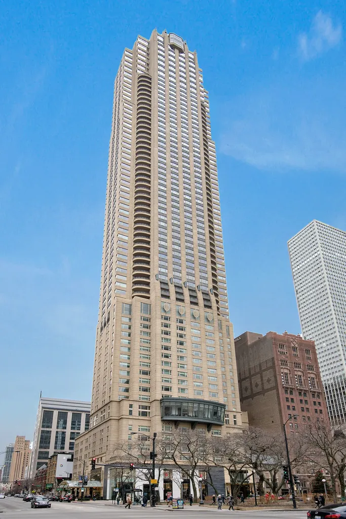 800 North Michigan Avenue Chicago IL 60611