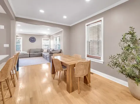 524 Highland Avenue Oak Park IL 60304