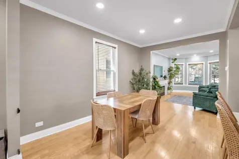 524 Highland Avenue Oak Park IL 60304