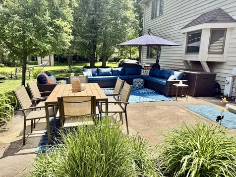 156 Elizabeth Court Wood Dale IL 60191