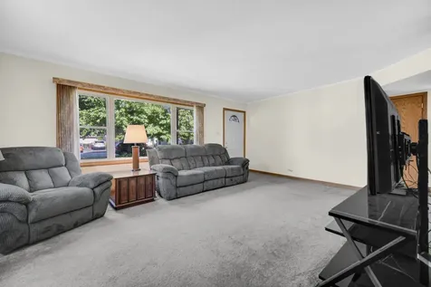16914 Sayre Avenue Tinley Park IL 60477
