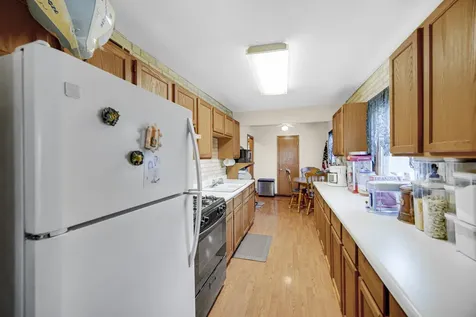 16914 Sayre Avenue Tinley Park IL 60477