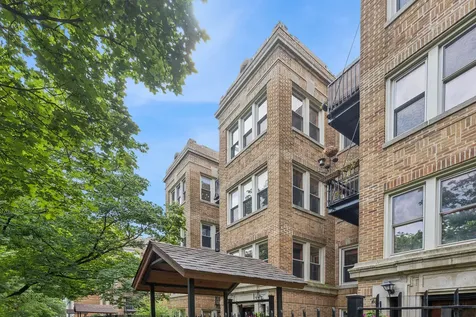1637 West Pratt Boulevard Chicago IL 60626