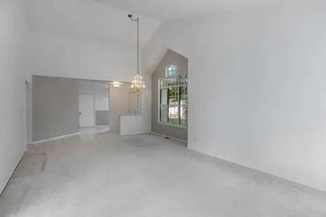 30W022 Juniper Court Warrenville IL 60555