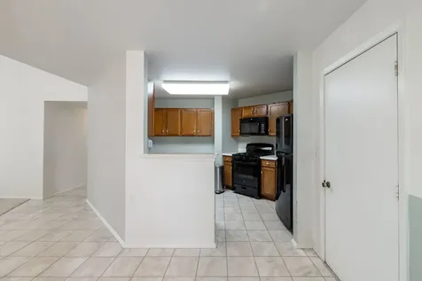 30W022 Juniper Court Warrenville IL 60555