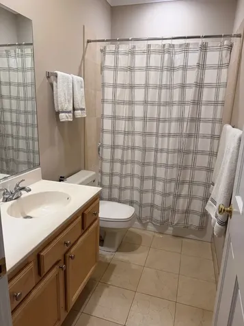 4335 North Ashland Avenue Chicago IL 60657