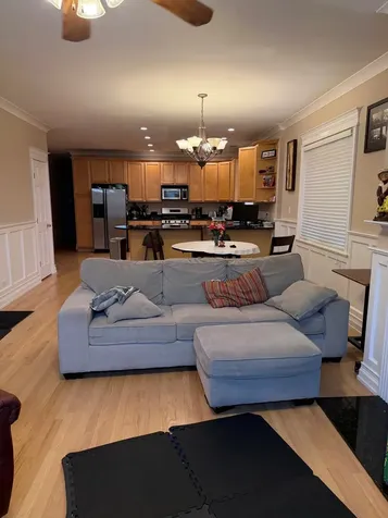 4335 North Ashland Avenue Chicago IL 60657