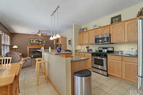 2001 Sparrow Circle Round Lake IL 60073