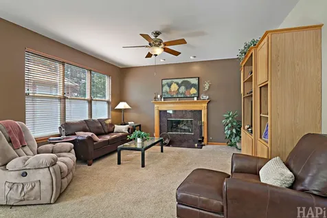 2001 Sparrow Circle Round Lake IL 60073