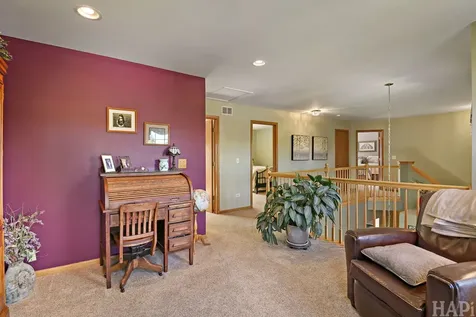 2001 Sparrow Circle Round Lake IL 60073