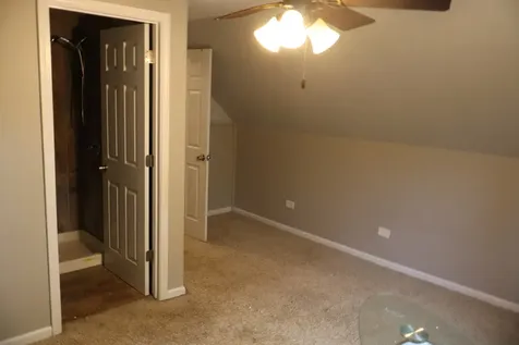18610 Golfview Avenue Homewood IL 60430