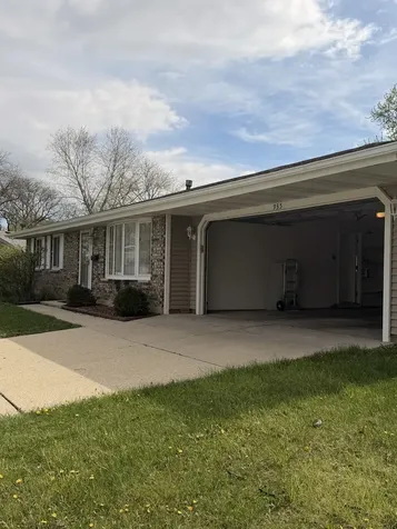 935 South Cedarcrest Drive Schaumburg IL 60193