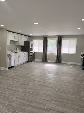 935 South Cedarcrest Drive Schaumburg IL 60193