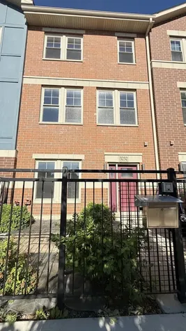 3232 South Shields Avenue Chicago IL 60616