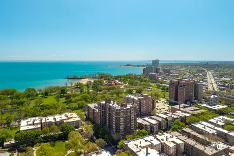 6901 South Oglesby Avenue Chicago IL 60649