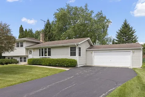 3S582 Behrs Circle Drive Warrenville IL 60555