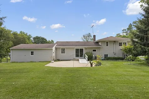 3S582 Behrs Circle Drive Warrenville IL 60555