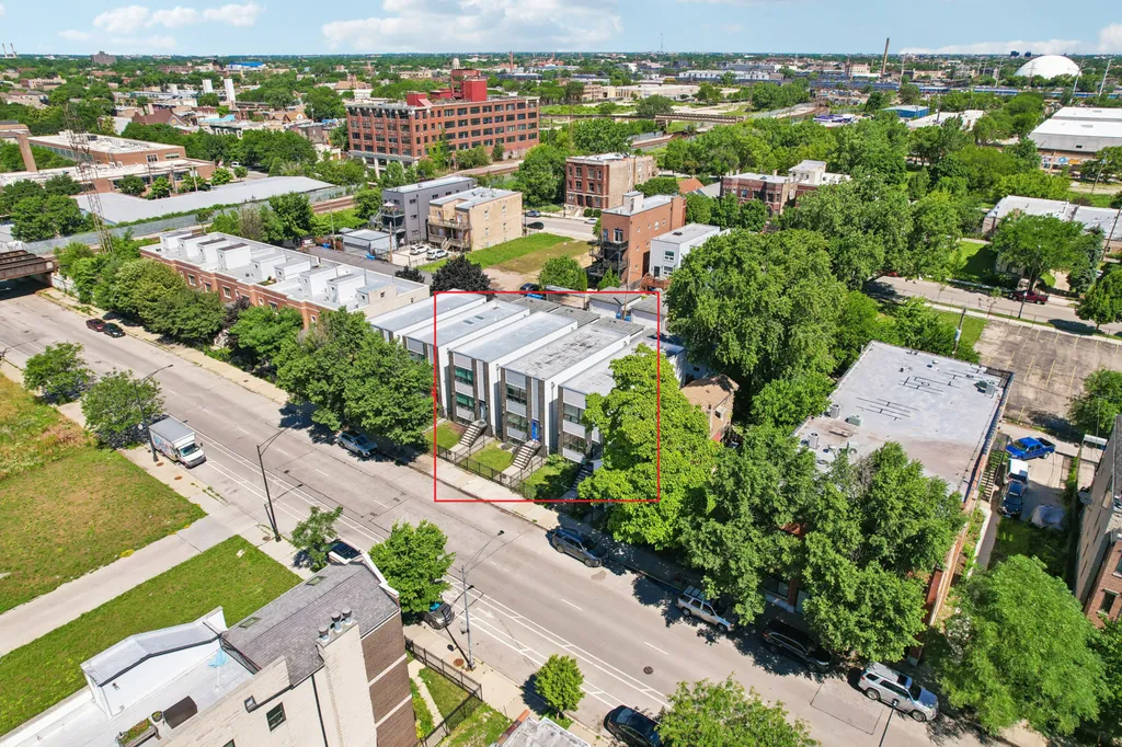 2544 West Warren Boulevard Chicago IL 60612