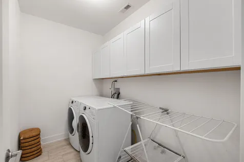 2544 West Warren Boulevard Chicago IL 60612