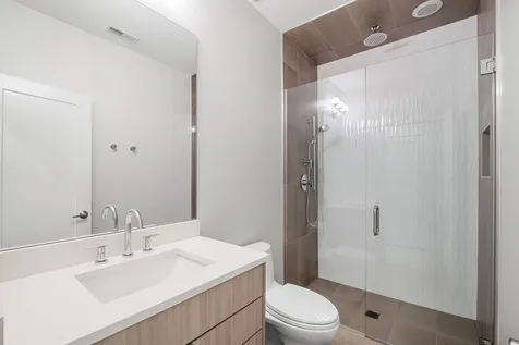 2544 West Warren Boulevard Chicago IL 60612