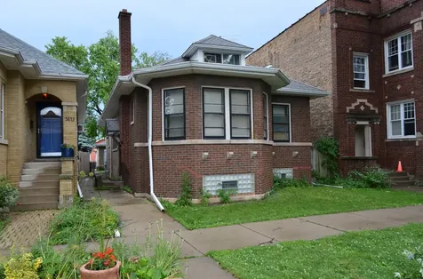 5841 North Washtenaw Avenue Chicago IL 60659