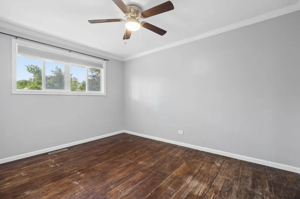 1323 Highland Avenue Lockport IL 60441