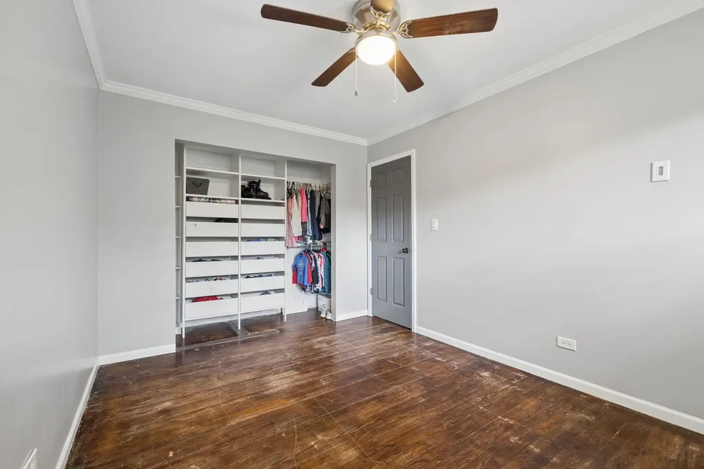 1323 Highland Avenue Lockport IL 60441