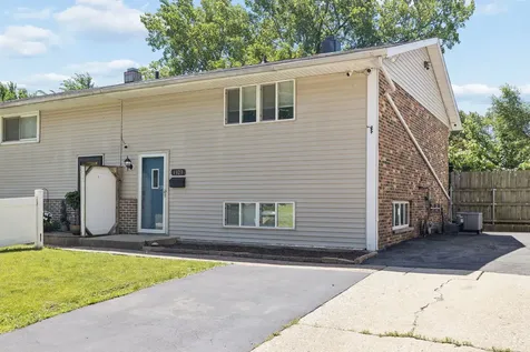 1323 Highland Avenue Lockport IL 60441