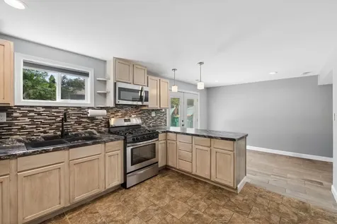 1323 Highland Avenue Lockport IL 60441