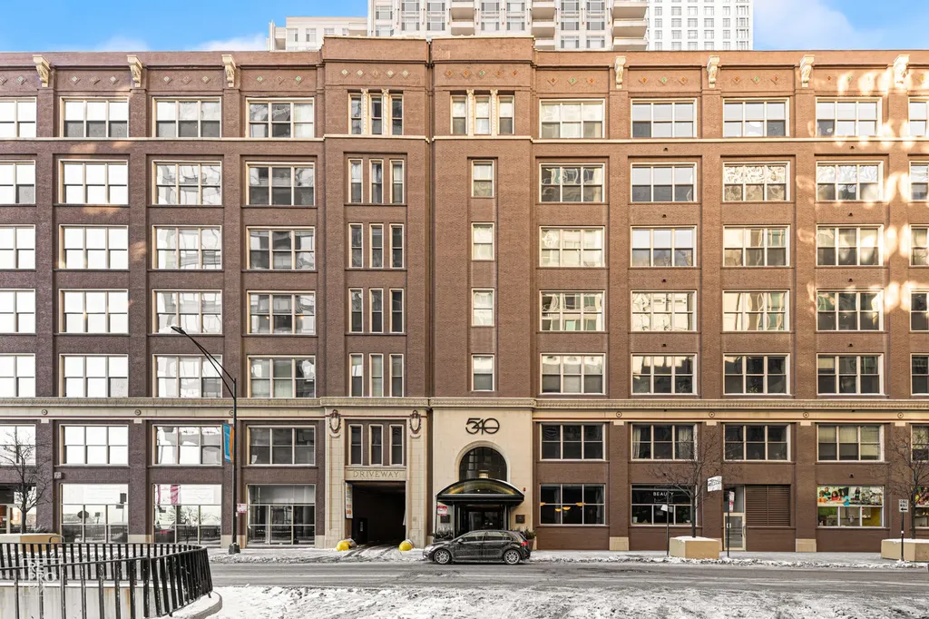 540 North Lake Shore Drive Chicago IL 60611