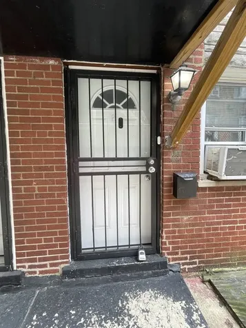 7208 South East End Avenue Chicago IL 60649