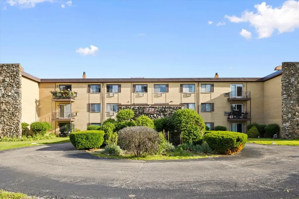 725 West Dempster Street Des Plaines IL 60016